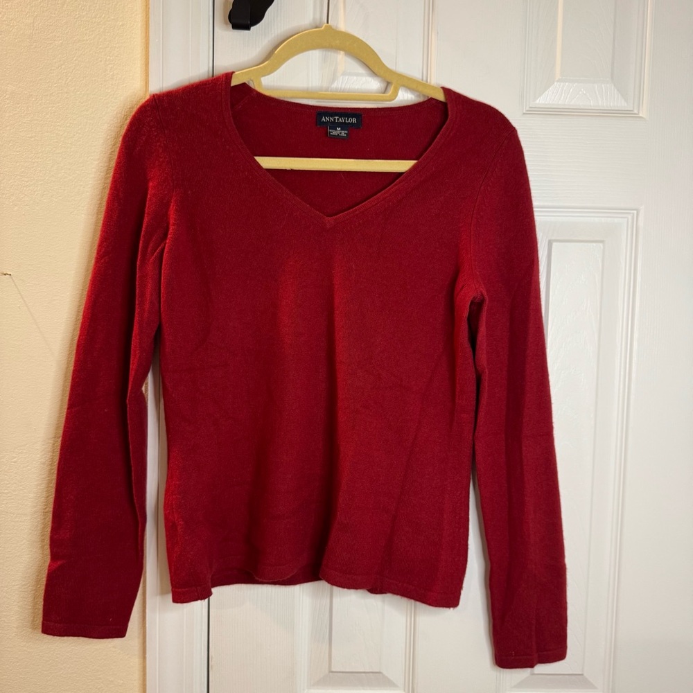 Ann Taylor Women's Red Cashmere Sweater